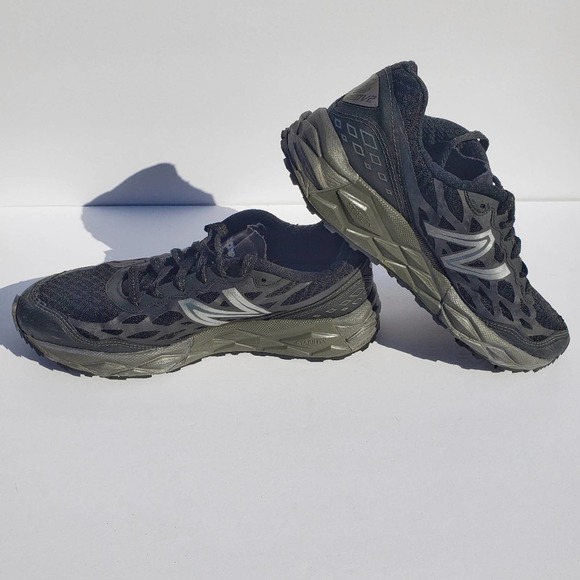 NEW BALANCE Sneakers Black Grey Sz 10 Womens - Picture 9 of 12